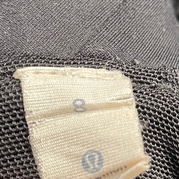 Lululemon Run Stuff Your Bra Tank Top Black Size 8 - Picture 7 of 8